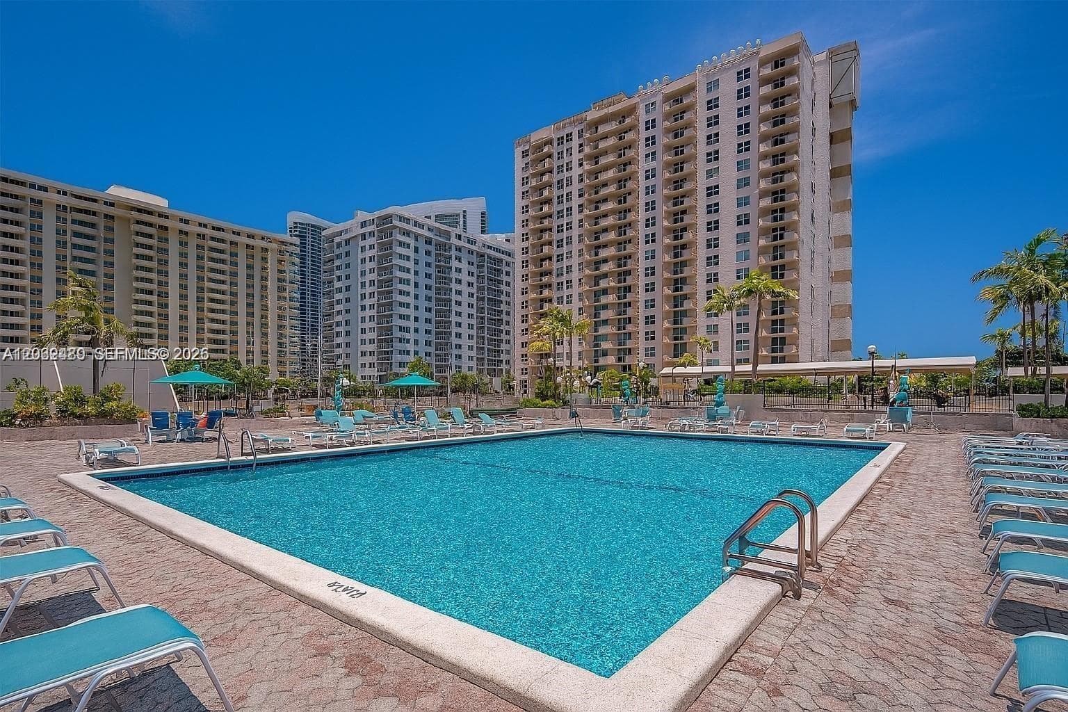 1865 S Ocean Dr 8I photo 15