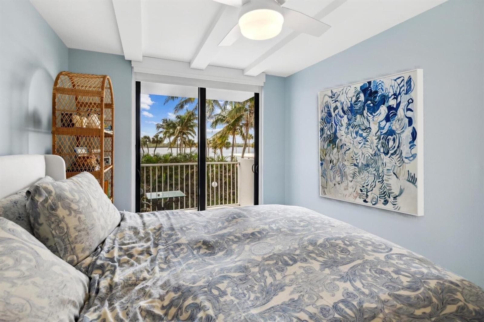 2860 S Ocean Boulevard S 201 photo 2
