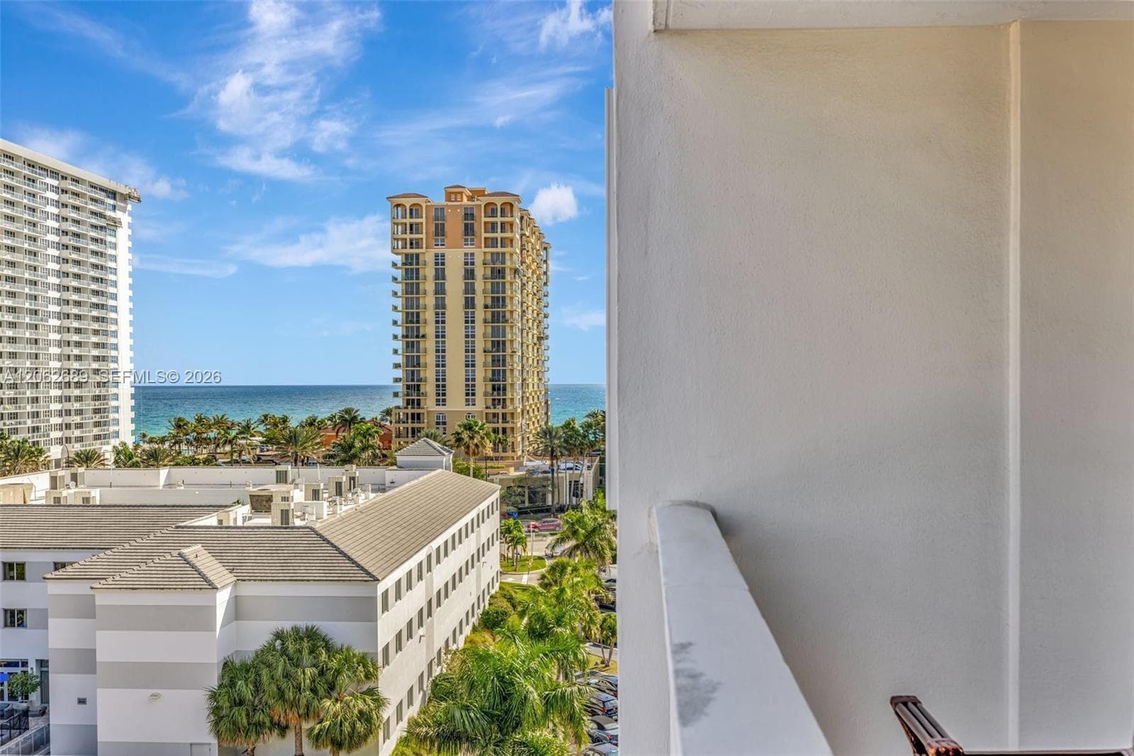 3113 S Ocean Dr 804 photo 13