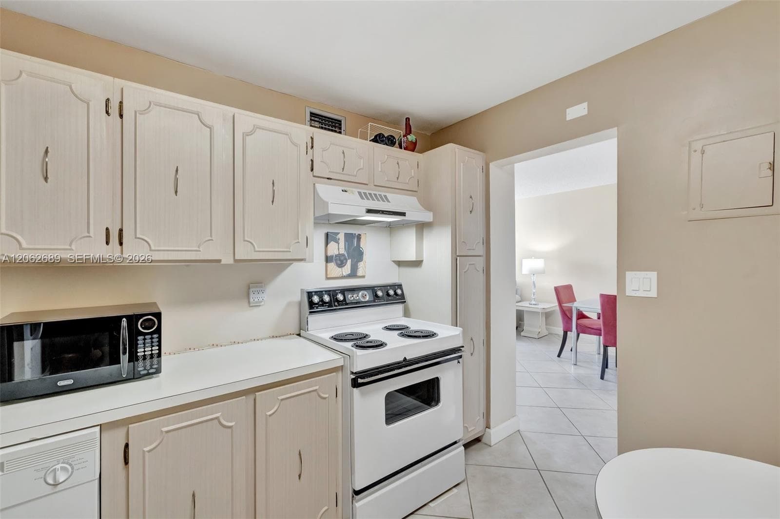3113 S Ocean Dr 804 photo 22