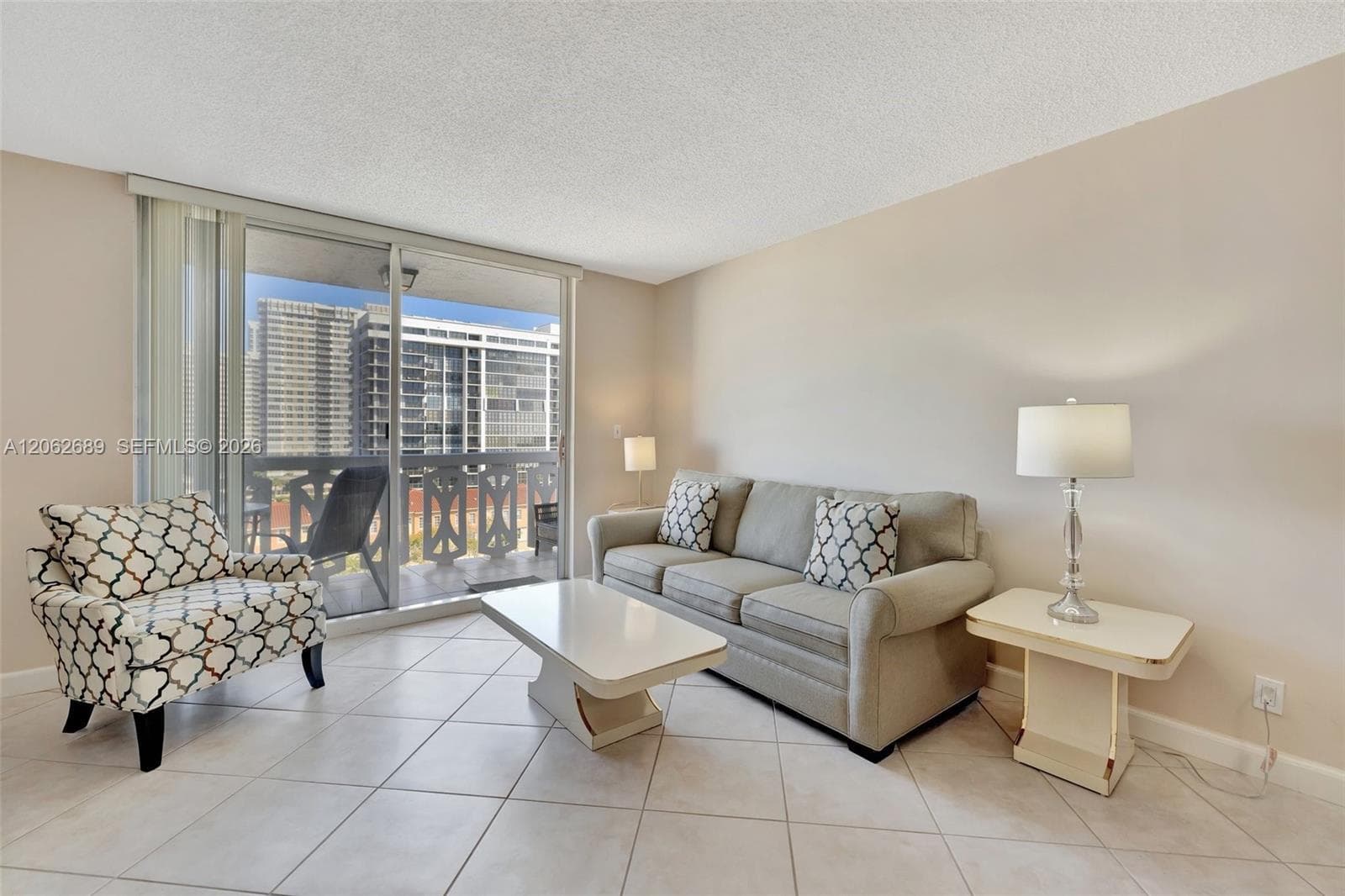 3113 S Ocean Dr 804 photo 11