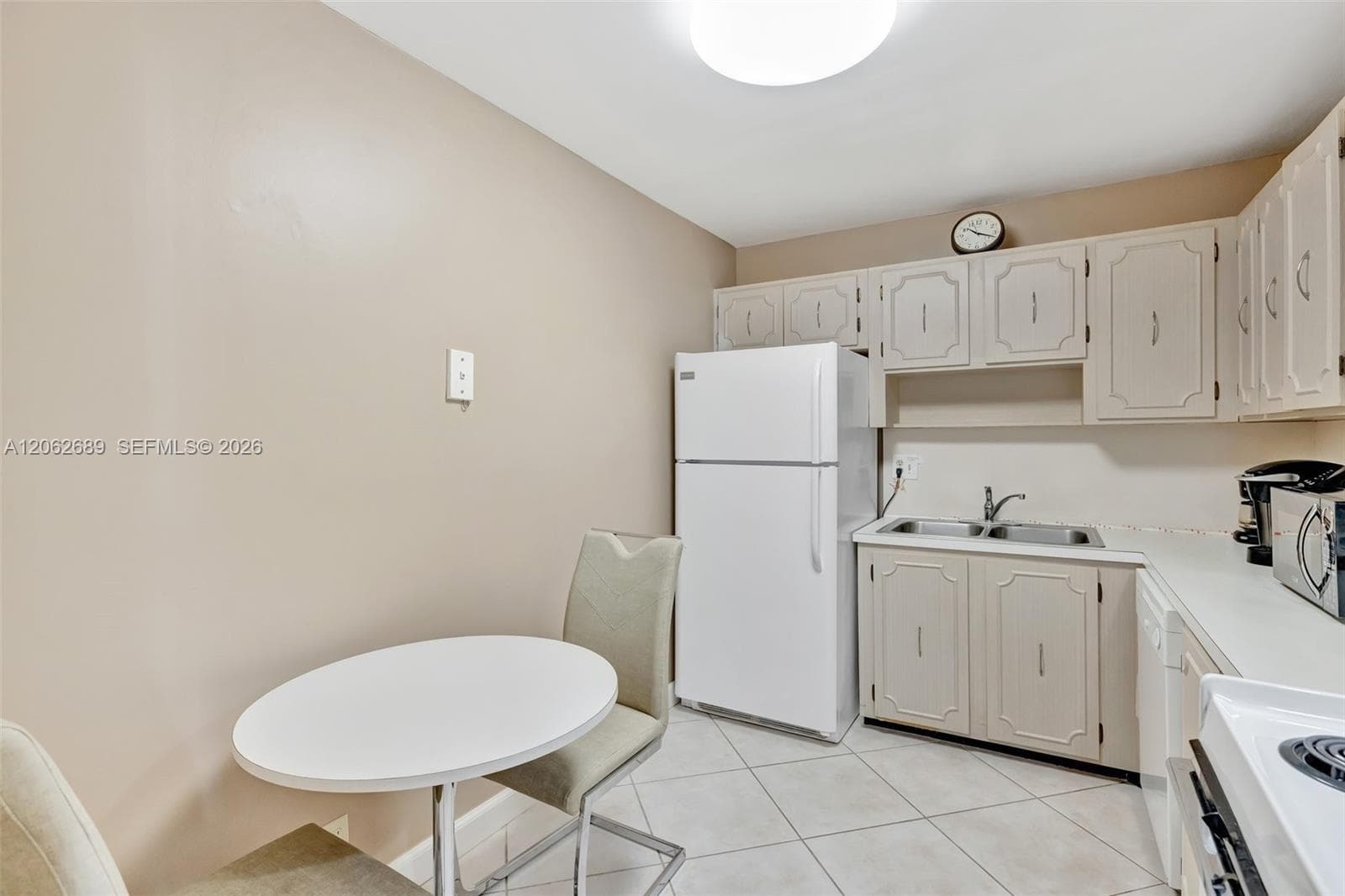 3113 S Ocean Dr 804 photo 19