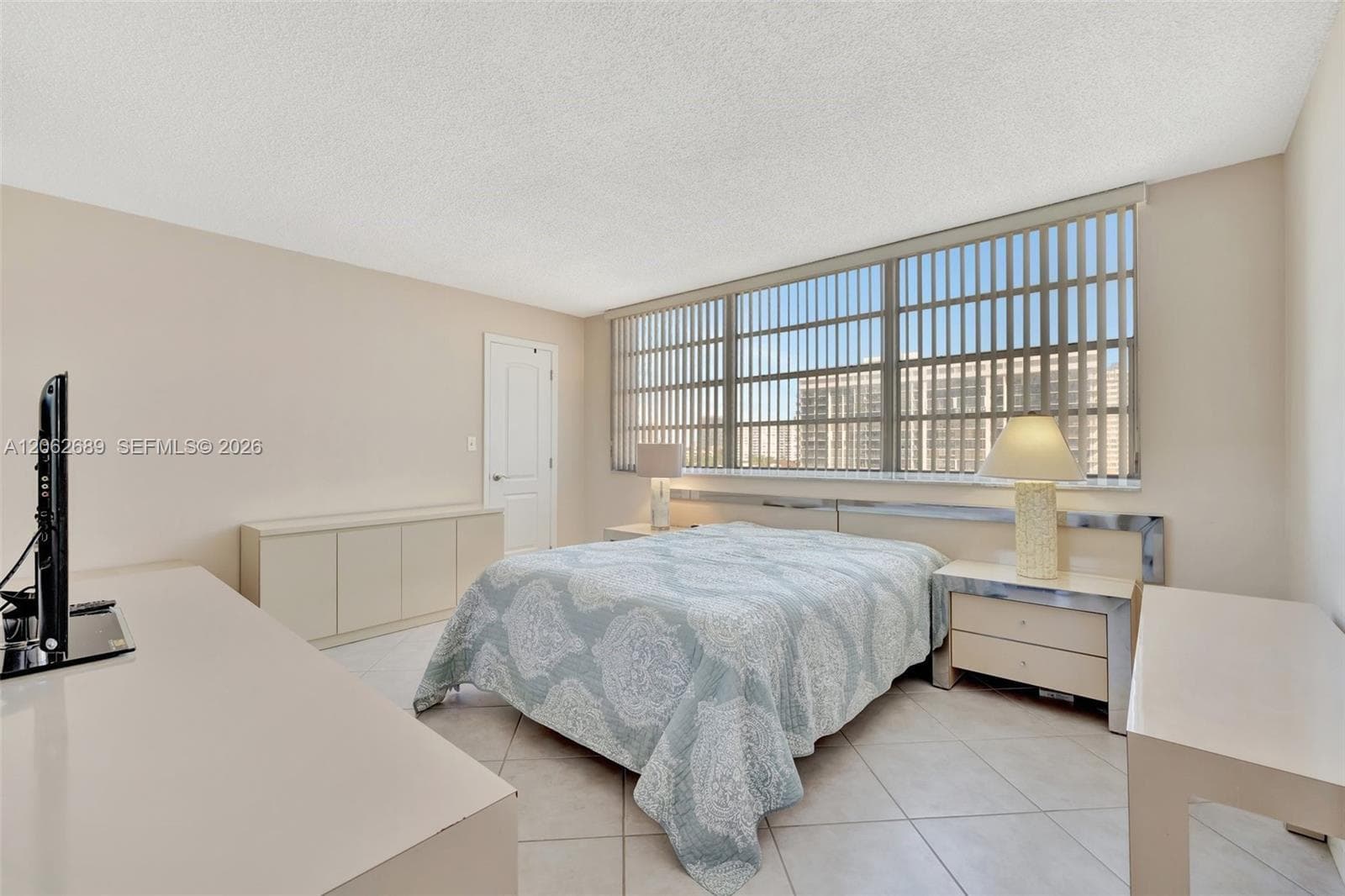 3113 S Ocean Dr 804 photo 25