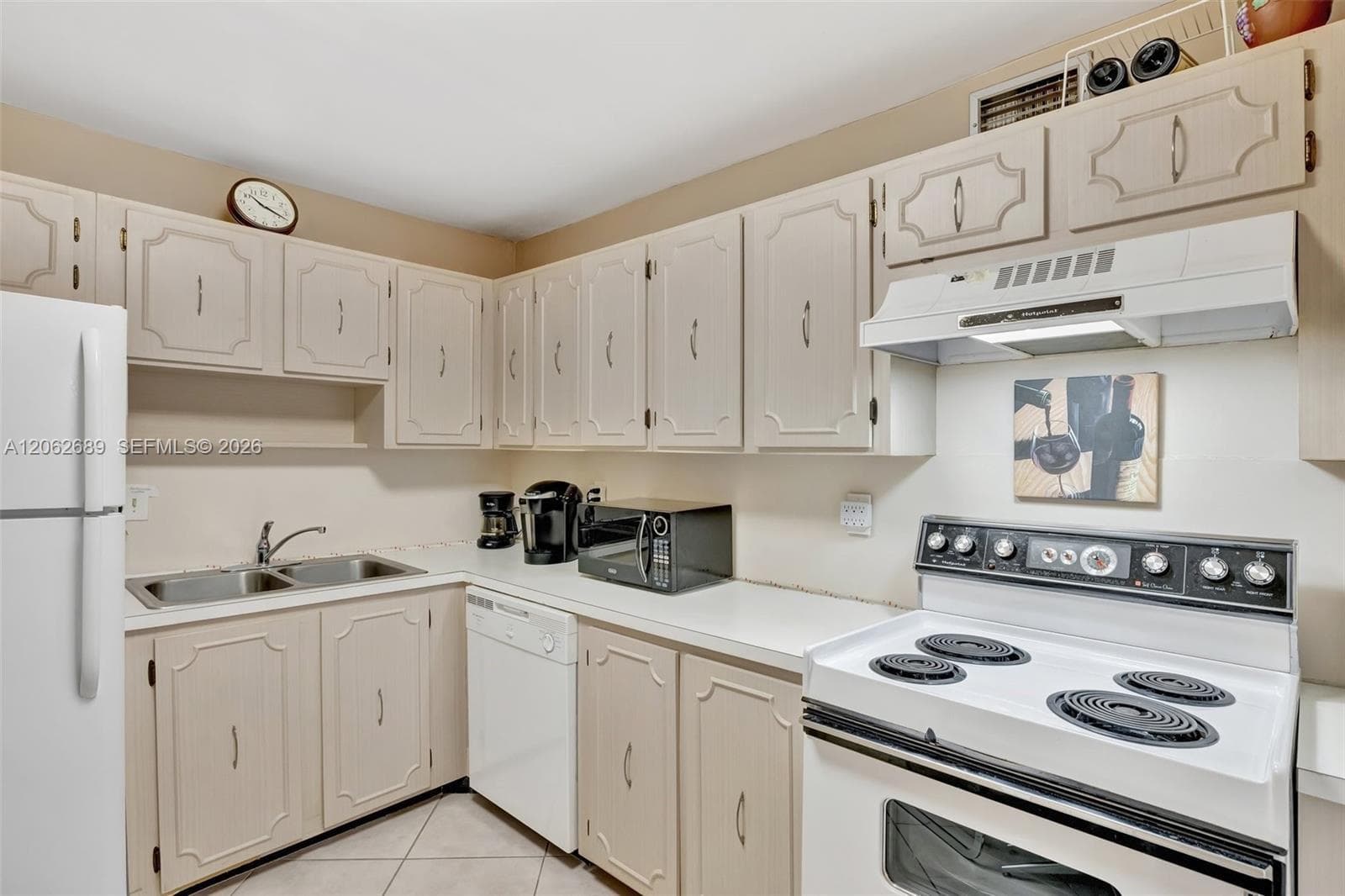 3113 S Ocean Dr 804 photo 21