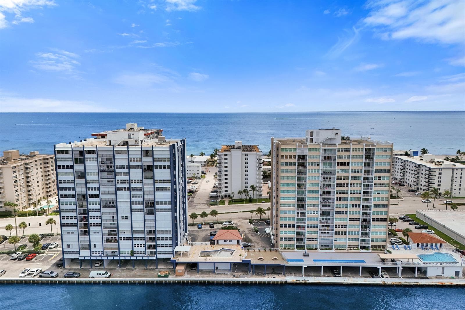 1400 S Ocean Drive 1002 photo 2