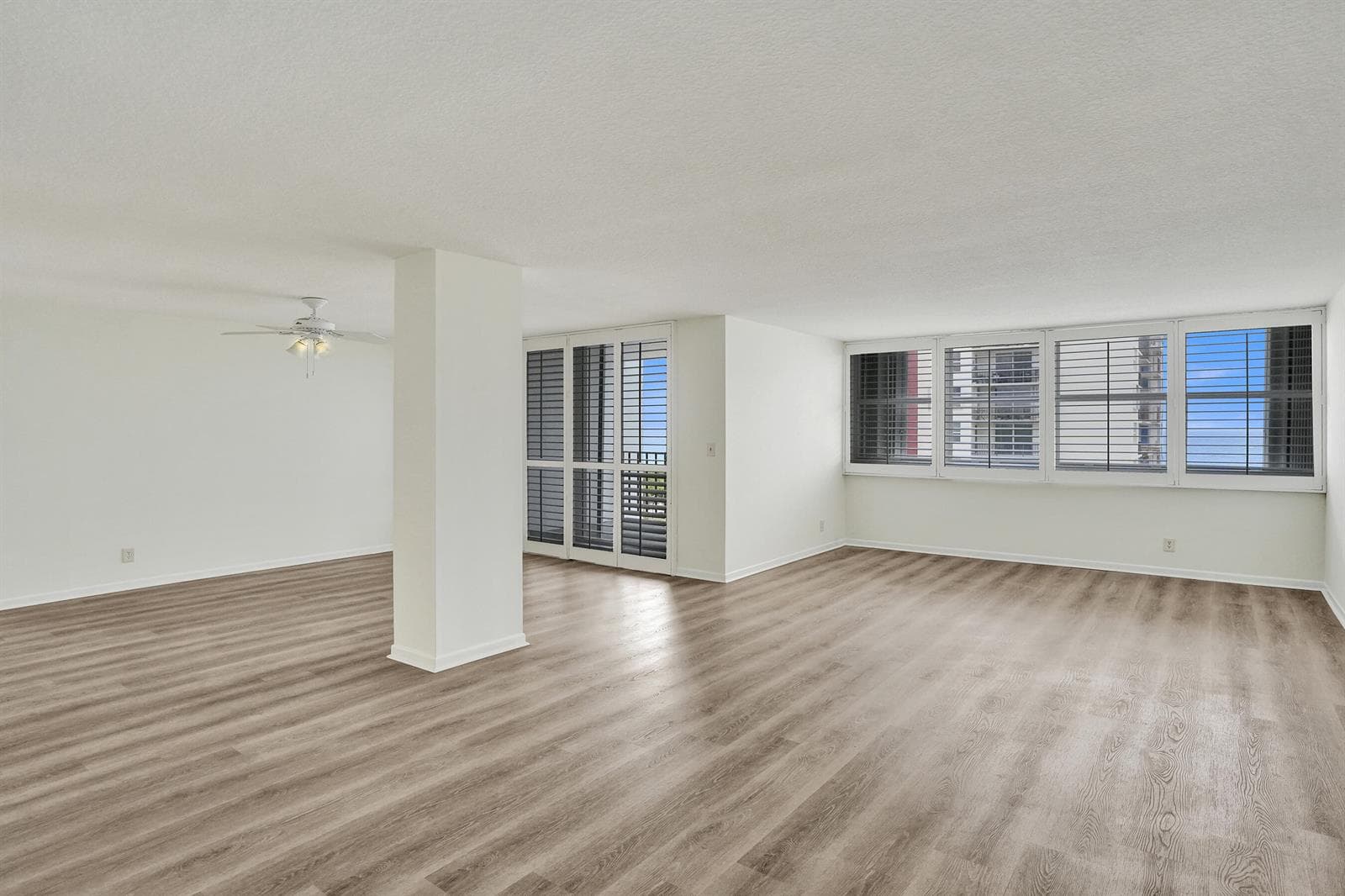 1400 S Ocean Drive 1002 photo 4