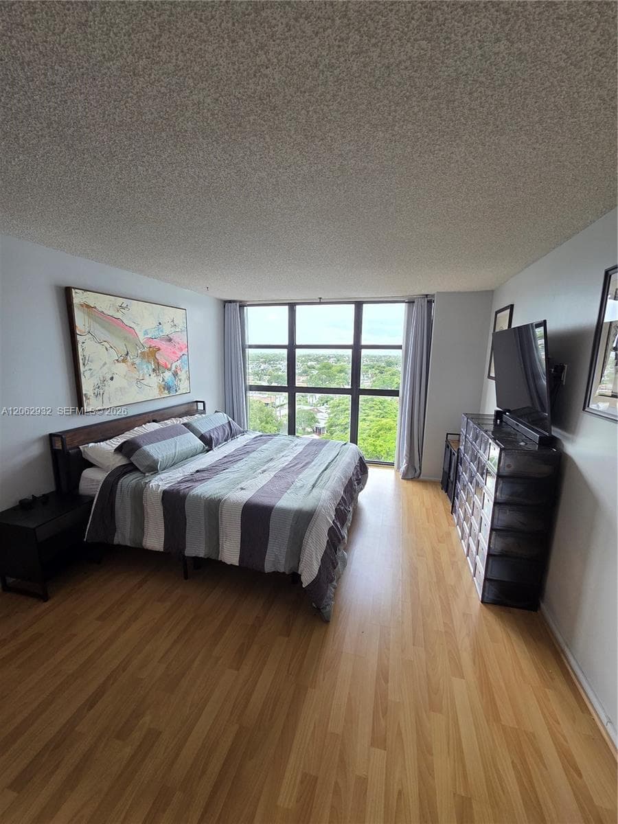 200 Leslie Dr 1029 photo 8