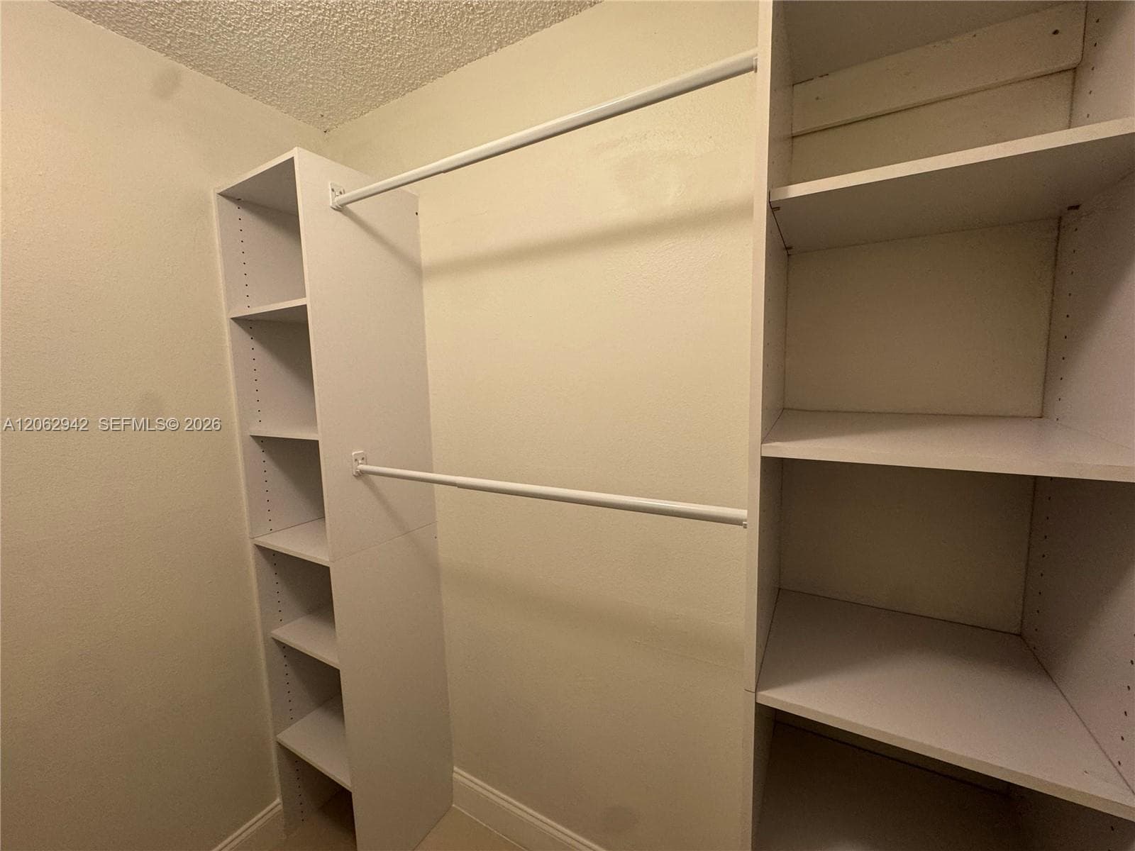 4000 NE 170th St 606 photo 13