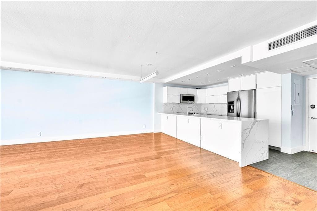 1900 S OCEAN Boulevard 6J photo 4