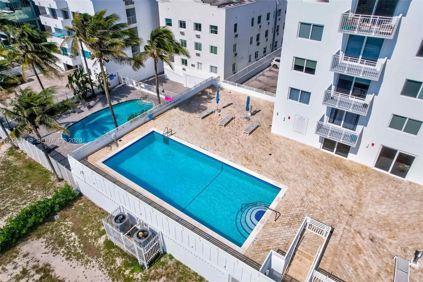 345 Ocean Dr 515 photo 22