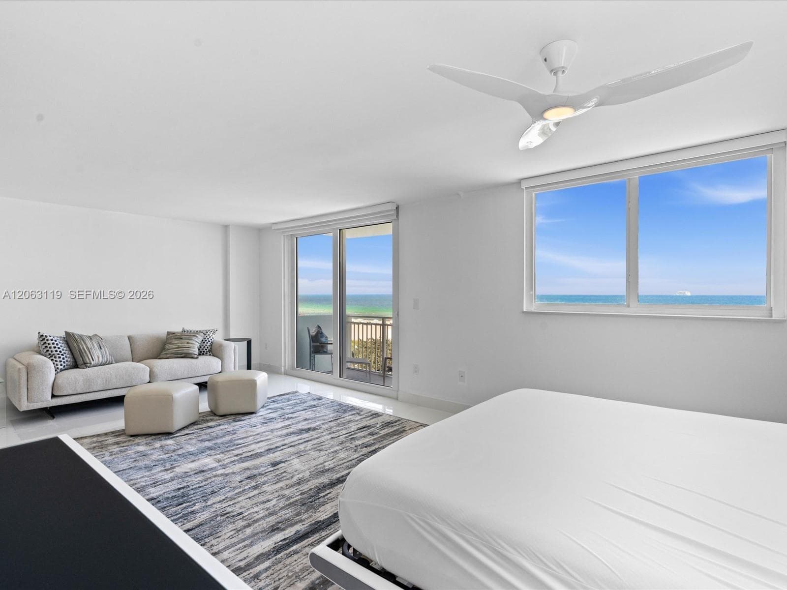 345 Ocean Dr 515 photo 3