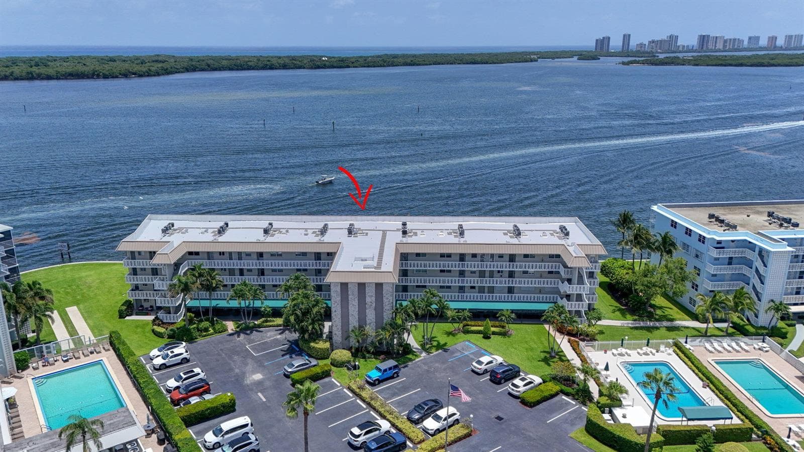 52 Yacht Club Drive 305 photo 6
