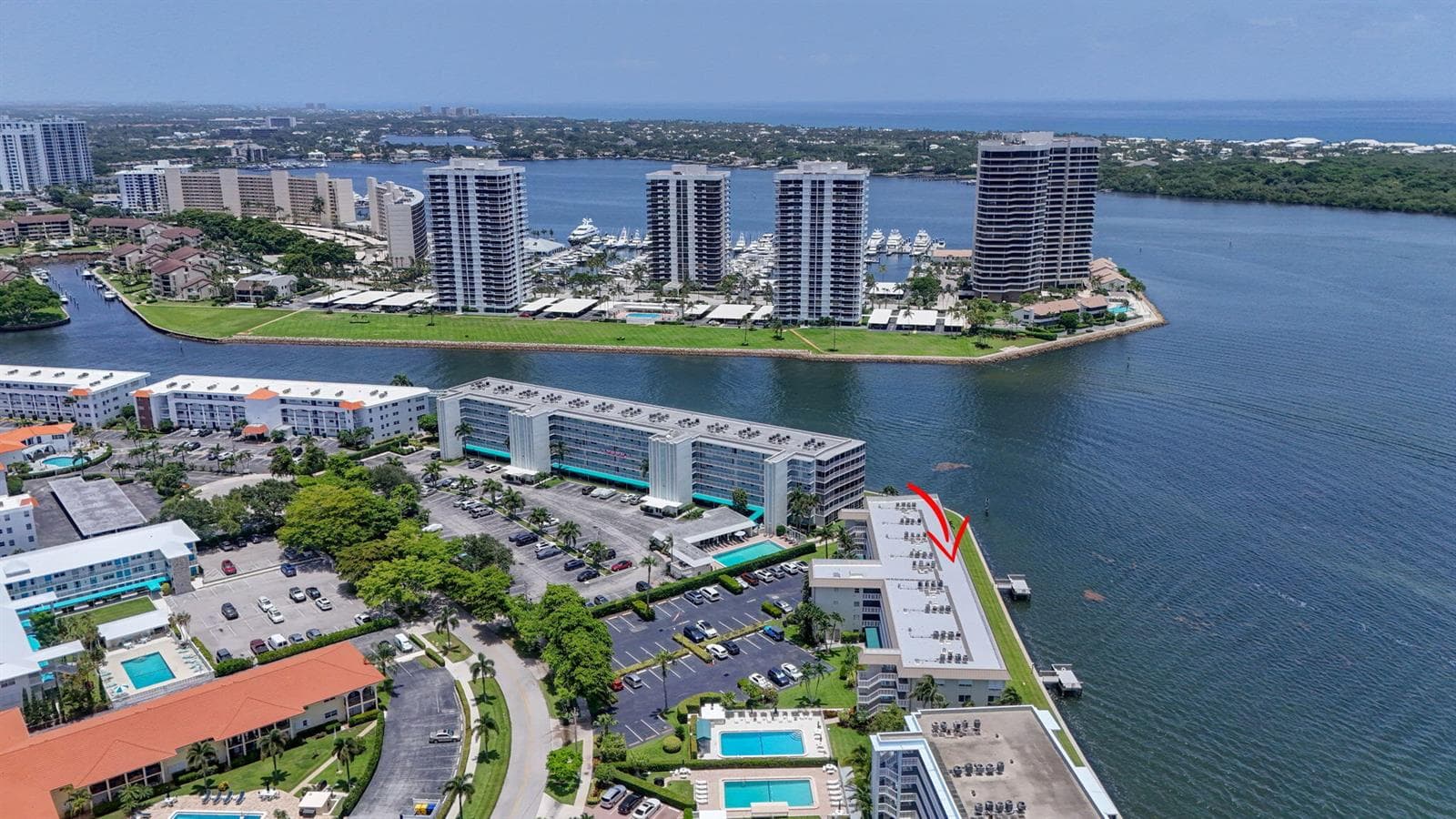 52 Yacht Club Drive 305 photo 5