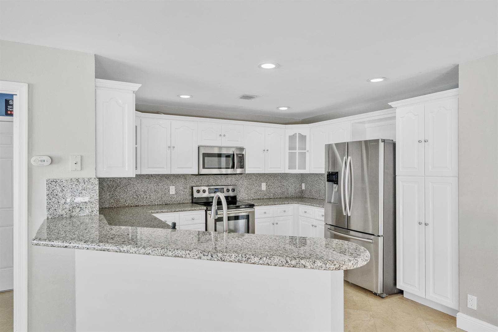 5921 NW 59TH Avenue photo 9