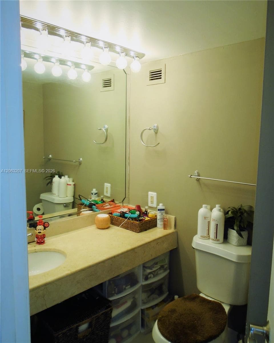 6770 Indian Creek Dr TS-C photo 21