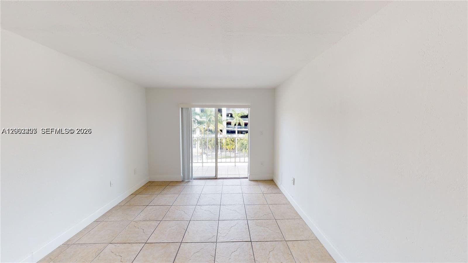 453 SW 2nd St 301C photo 5