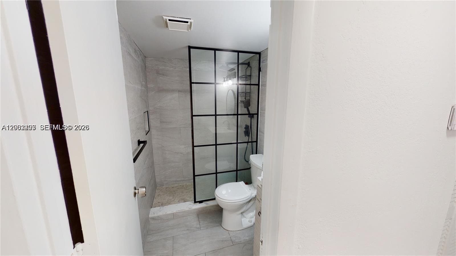 453 SW 2nd St 301C photo 11