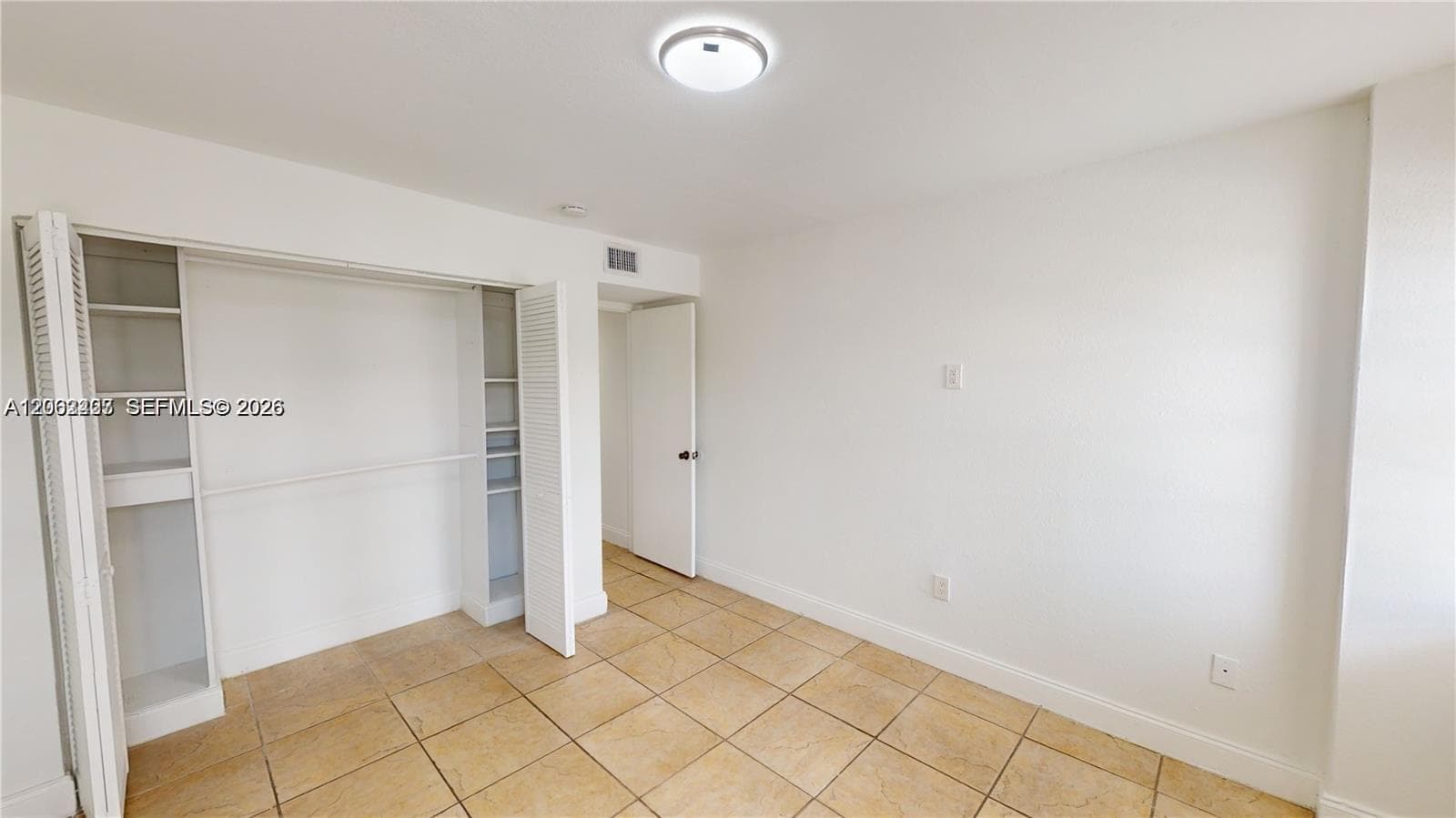 453 SW 2nd St 301C photo 8
