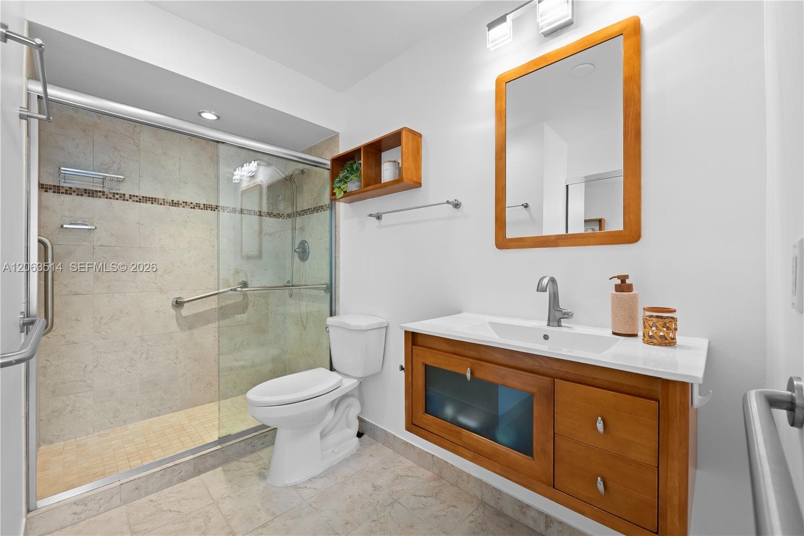 400 Diplomat Pkwy 704 photo 5