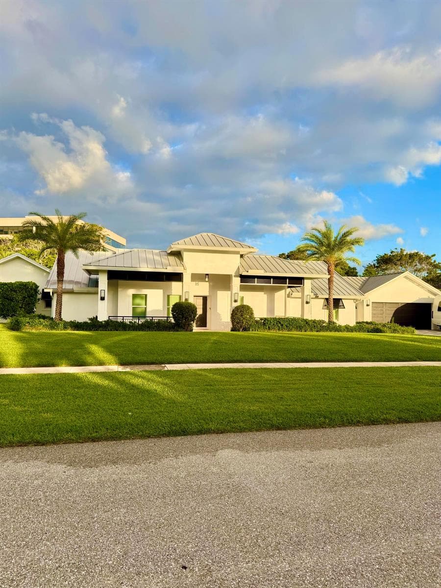 11863 LAKE SHORE Place photo 3