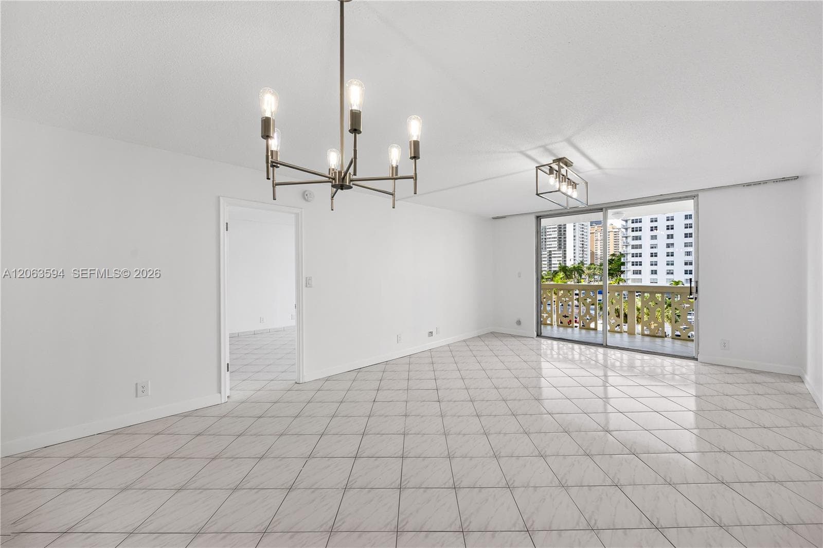 1825 S Ocean Dr 313 photo 9