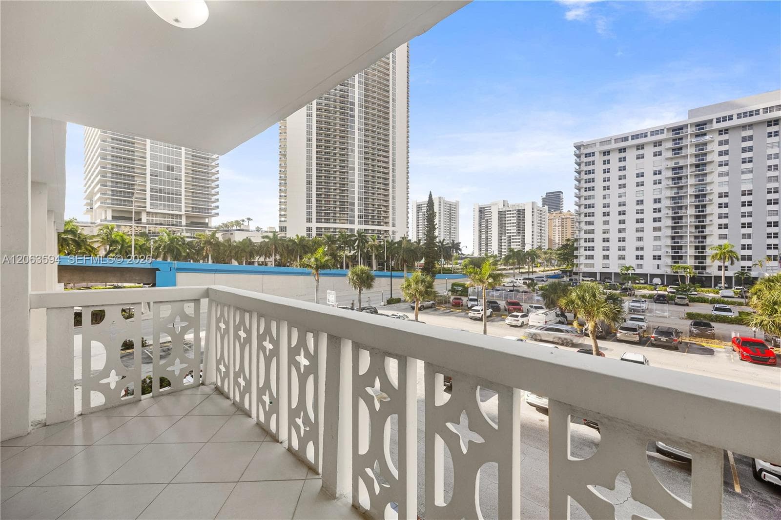 1825 S Ocean Dr 313 photo 25