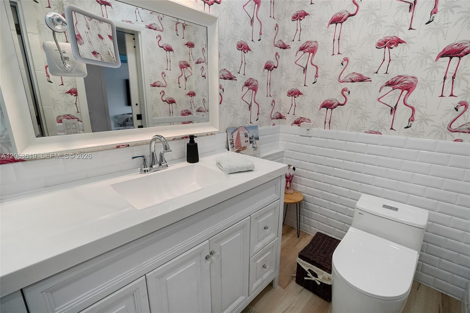 1201 S Riverside Dr 301 photo 16