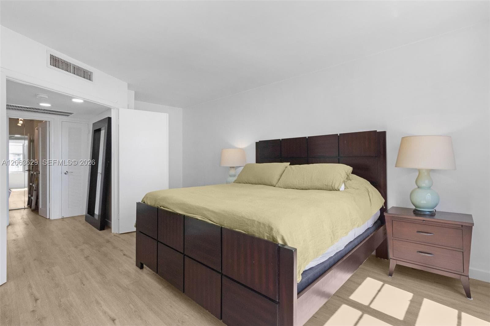 5700 Collins Ave 4C photo 13