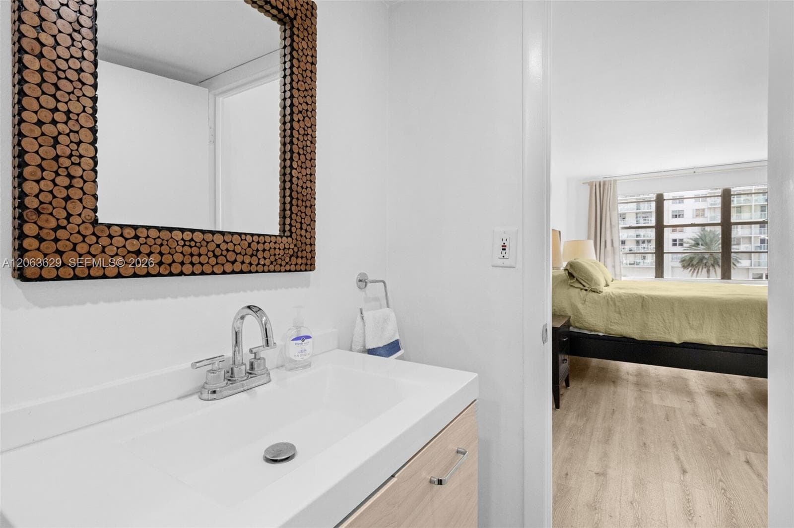 5700 Collins Ave 4C photo 16