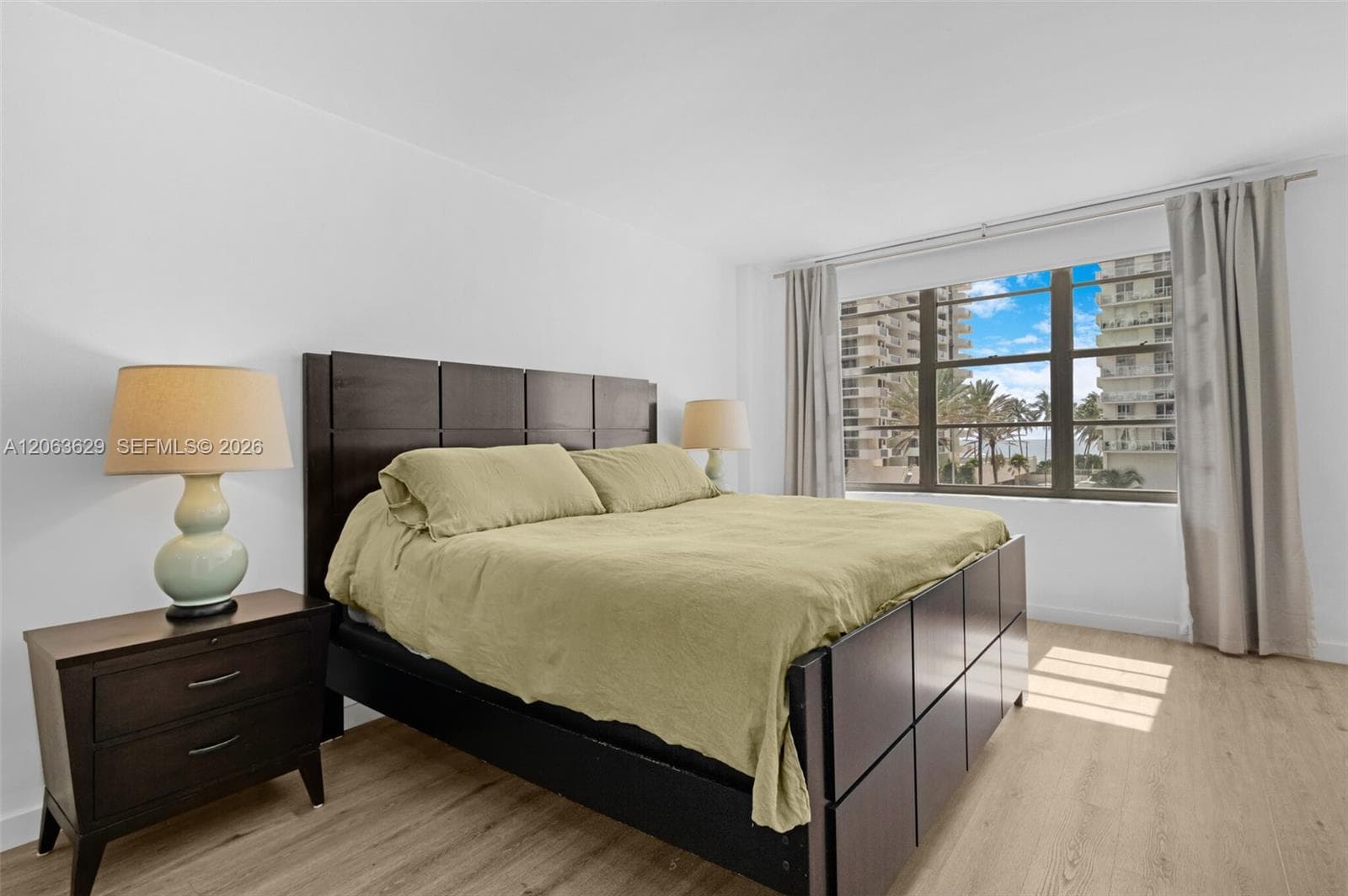 5700 Collins Ave 4C photo 12