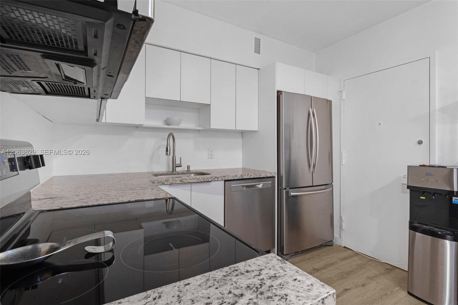 5700 Collins Ave 4C photo 20