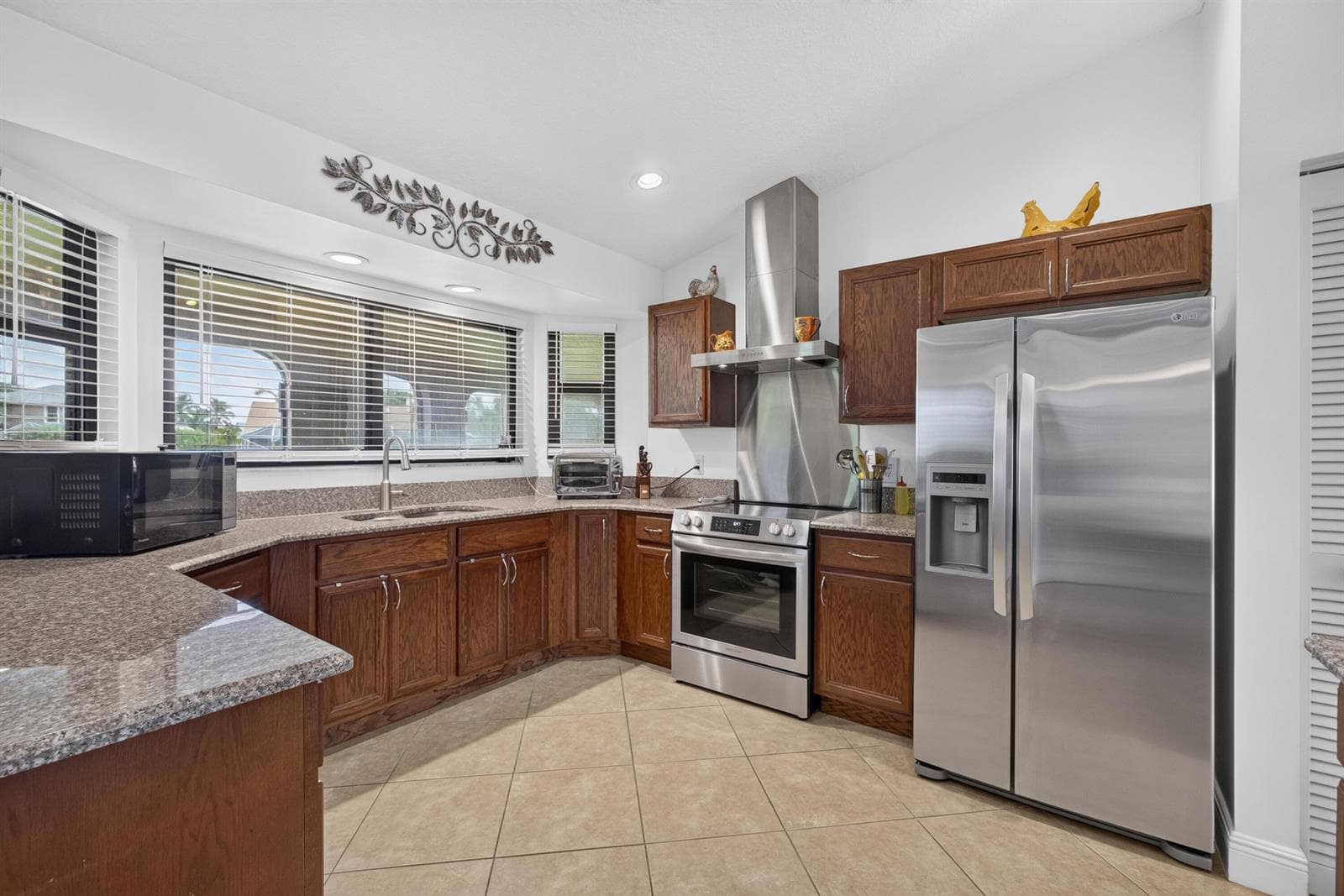 1848 Lynton Circle photo 12