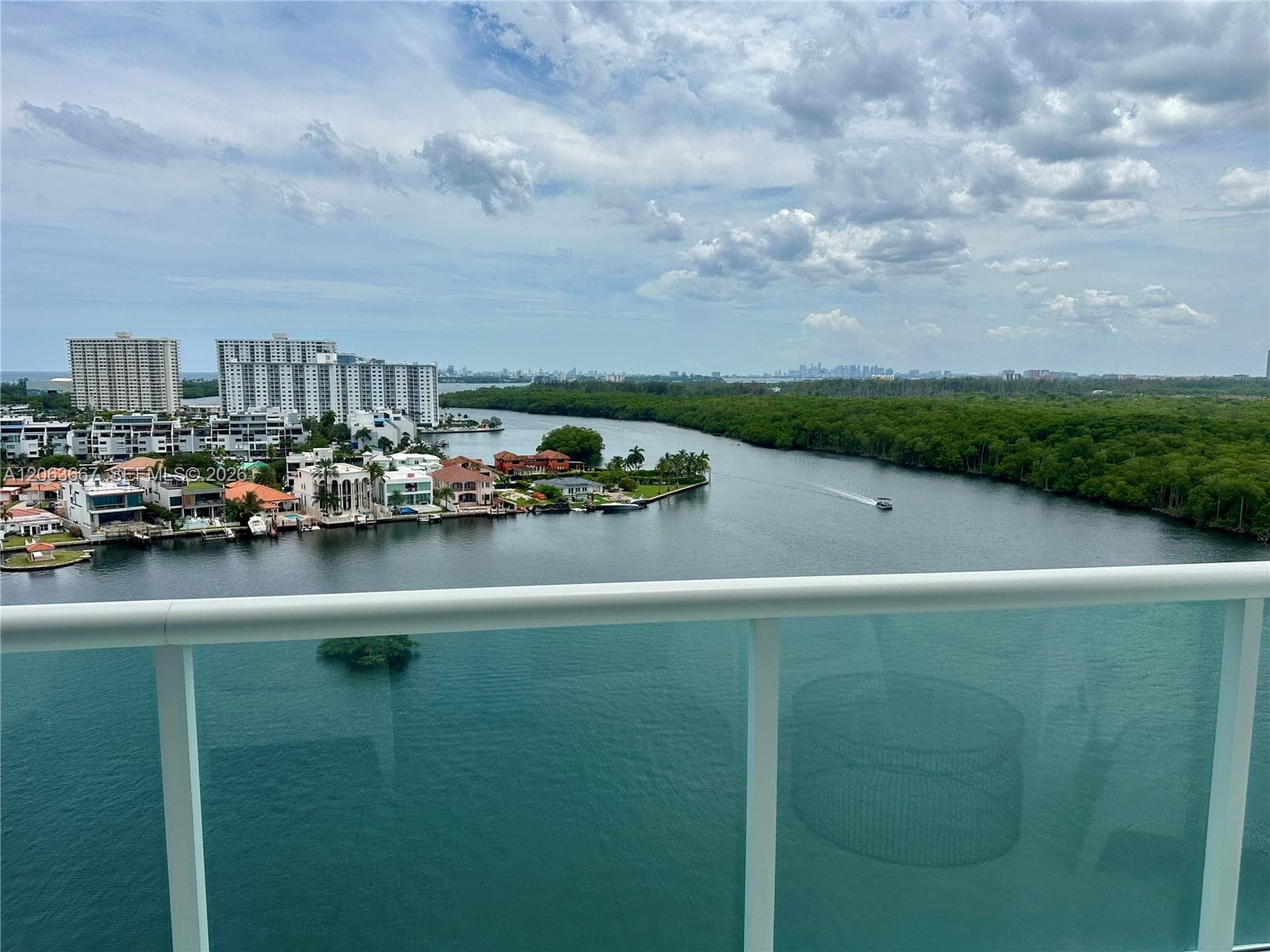 400 Sunny Isles Blvd 1401 photo 5