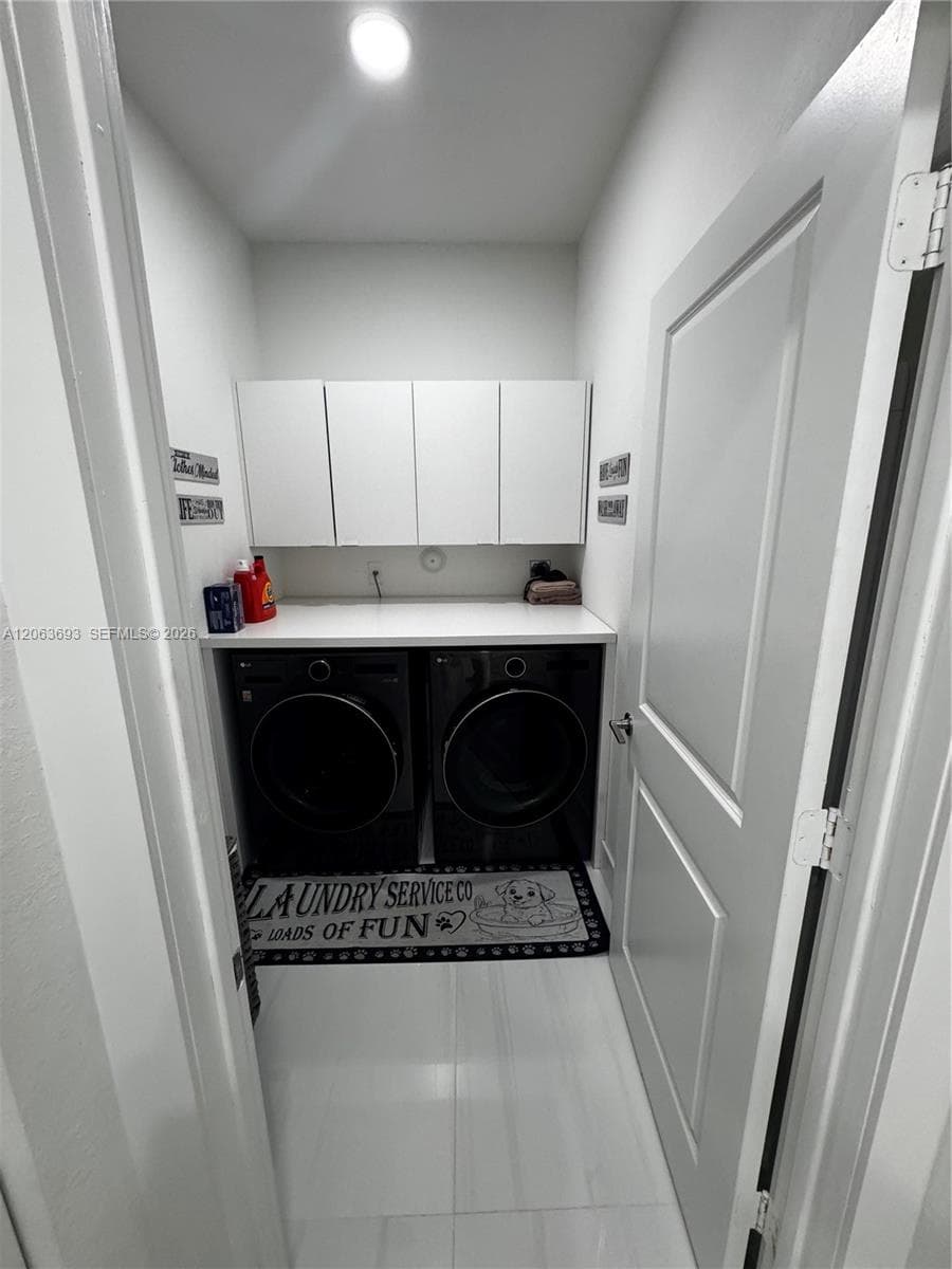 18618 SW 136th Ct photo 14