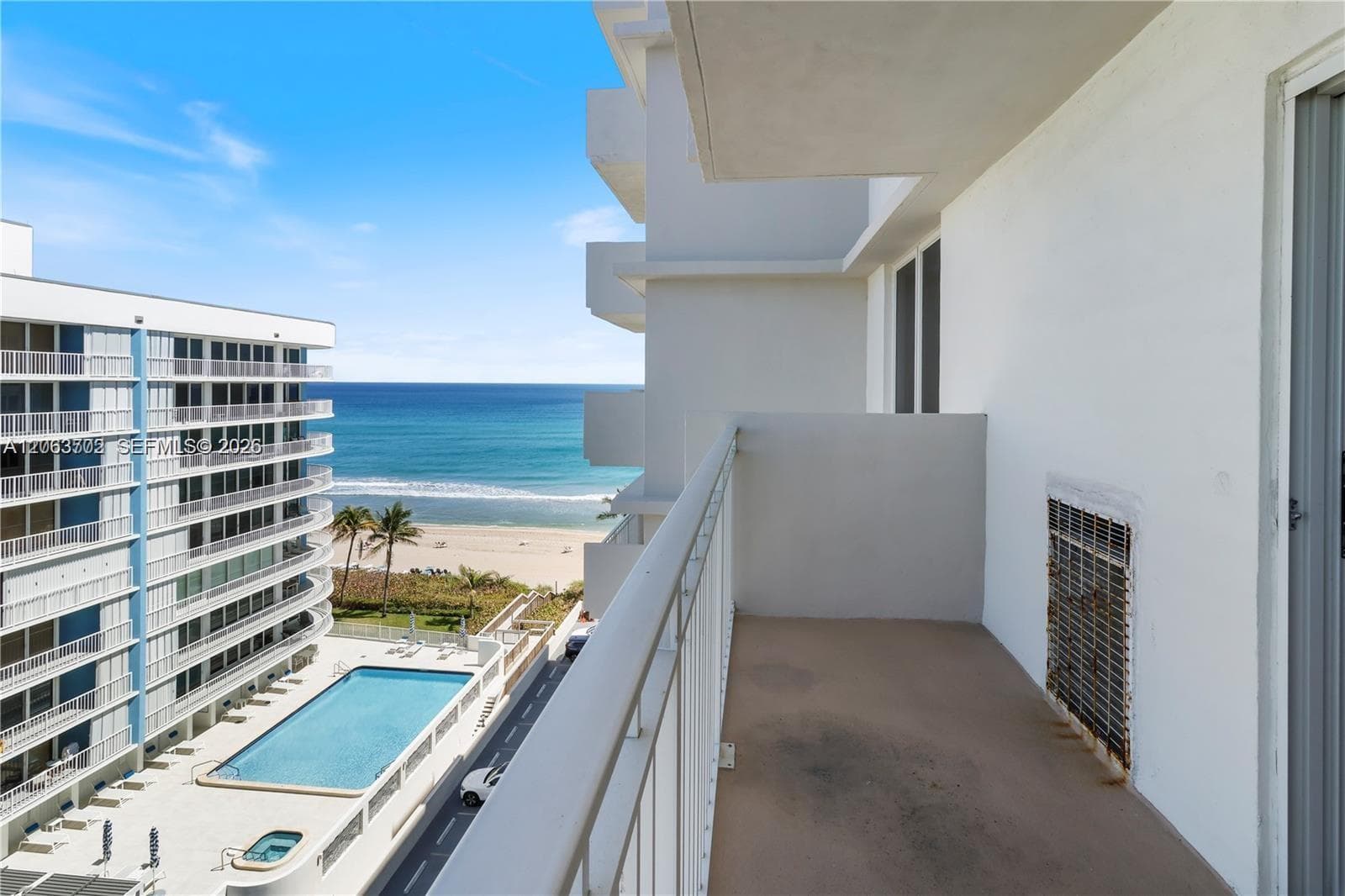 3215 S Ocean Blvd 804 photo 2