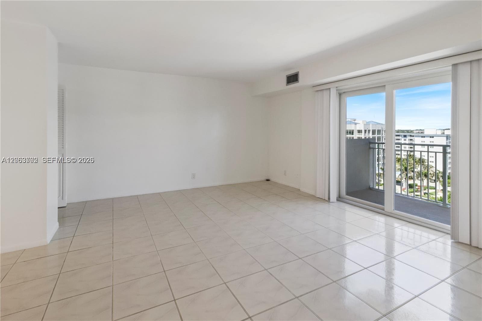 3215 S Ocean Blvd 804 photo 4