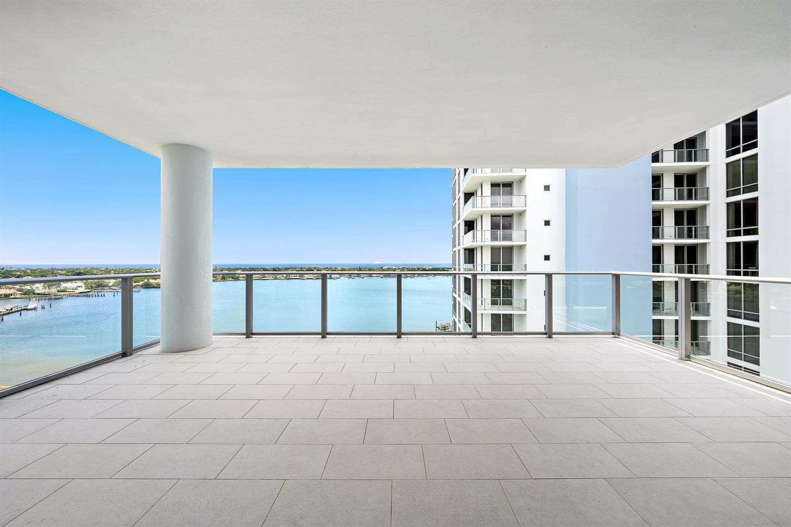 1 Water Club Way 1604 photo 14