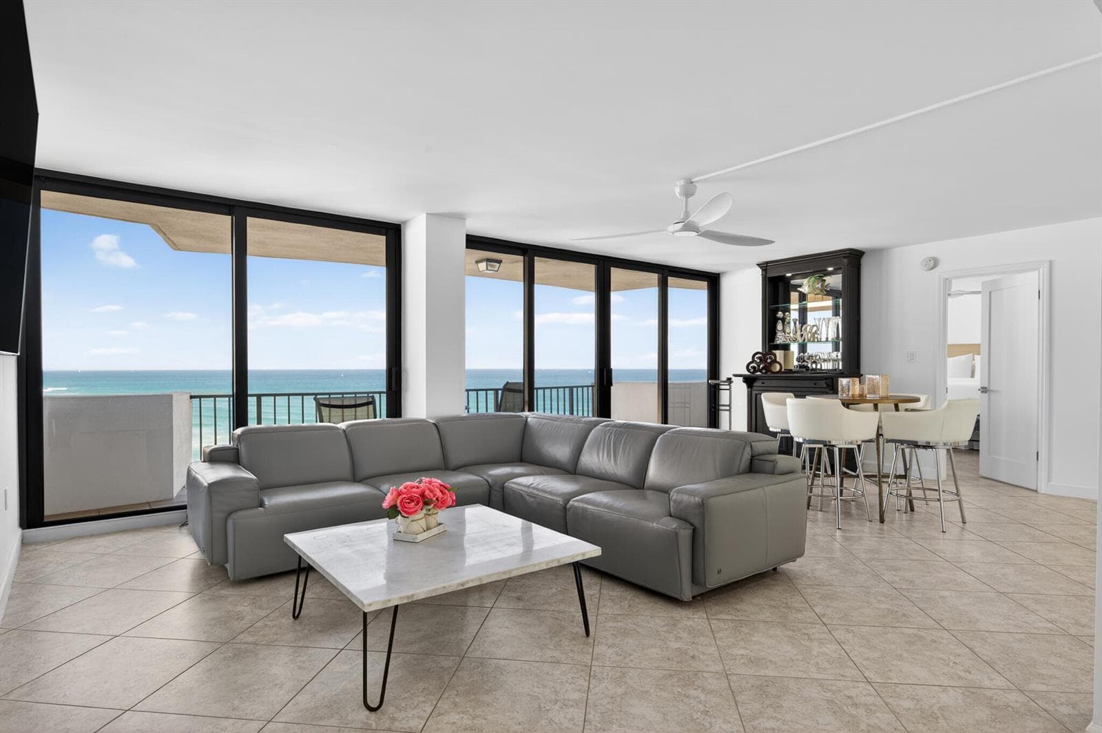 4200 N OCEAN Drive 1-1101 photo 6