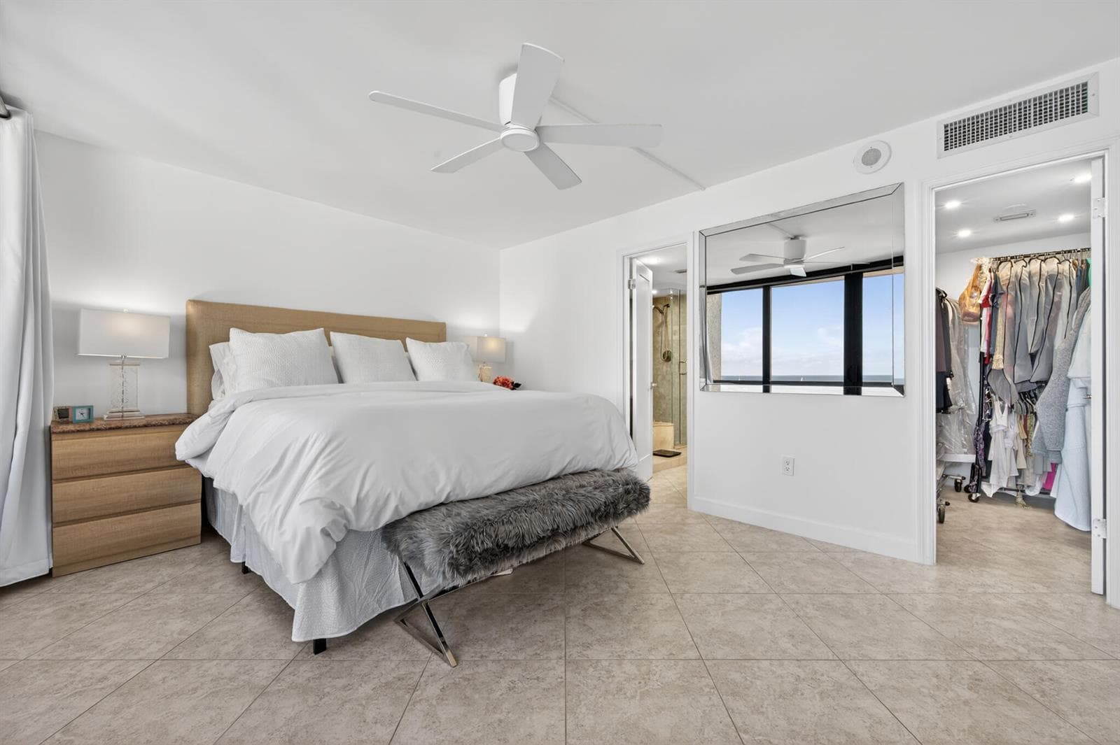 4200 N OCEAN Drive 1-1101 photo 22