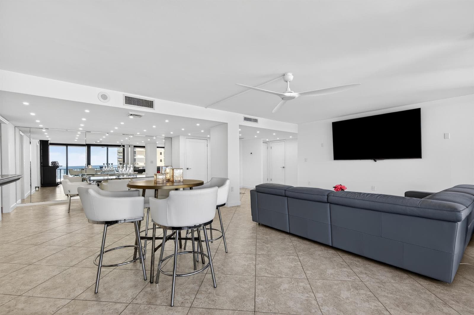 4200 N OCEAN Drive 1-1101 photo 14