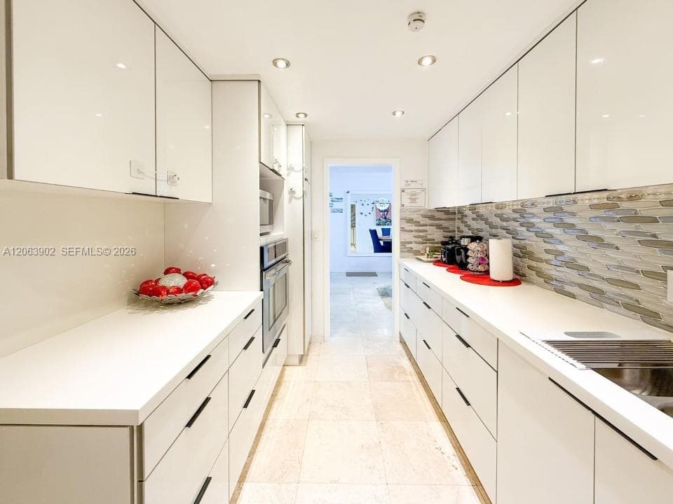 3901 S Ocean Dr 9B photo 12