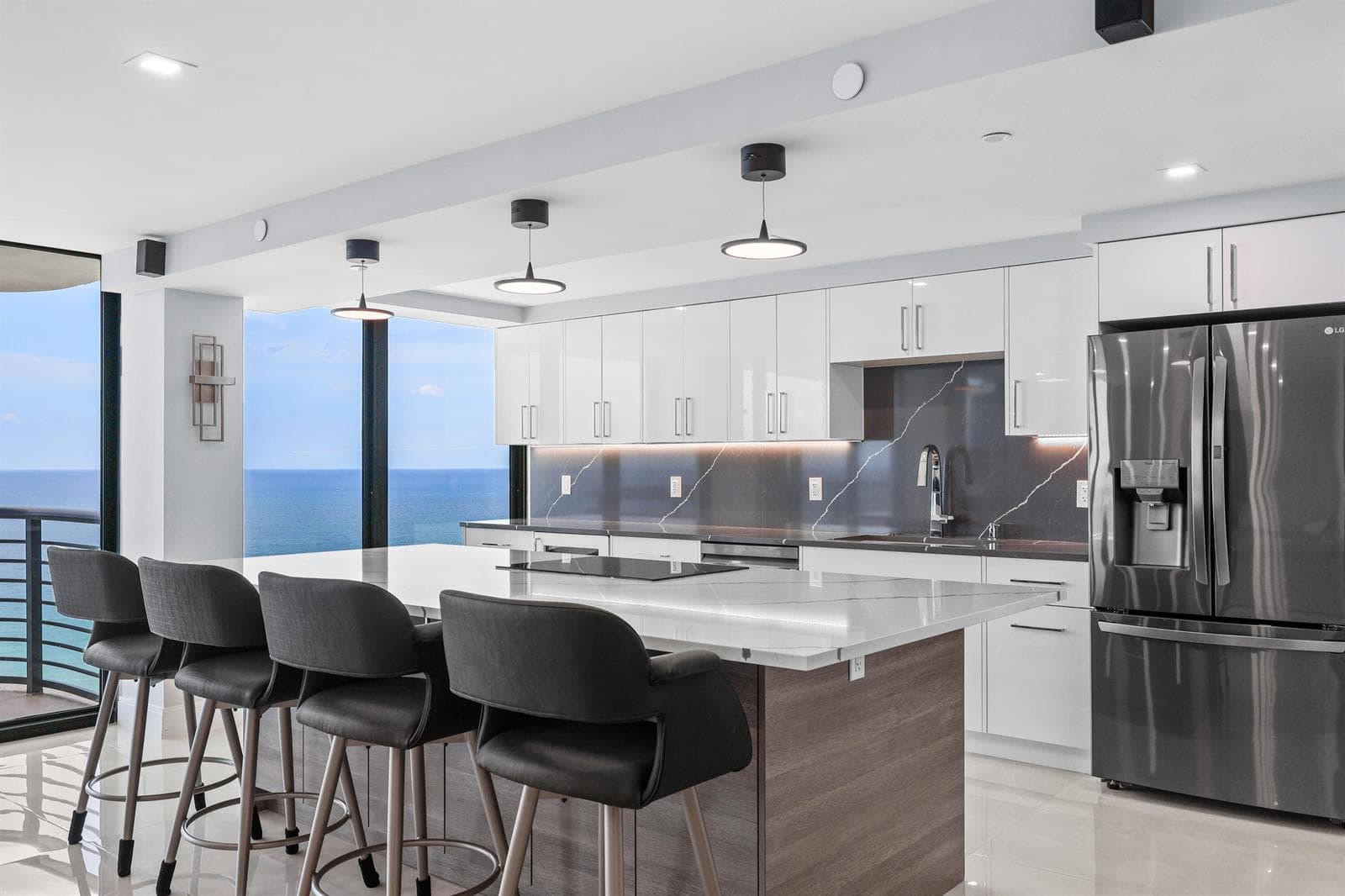 250 S OCEAN Boulevard 15D photo 10