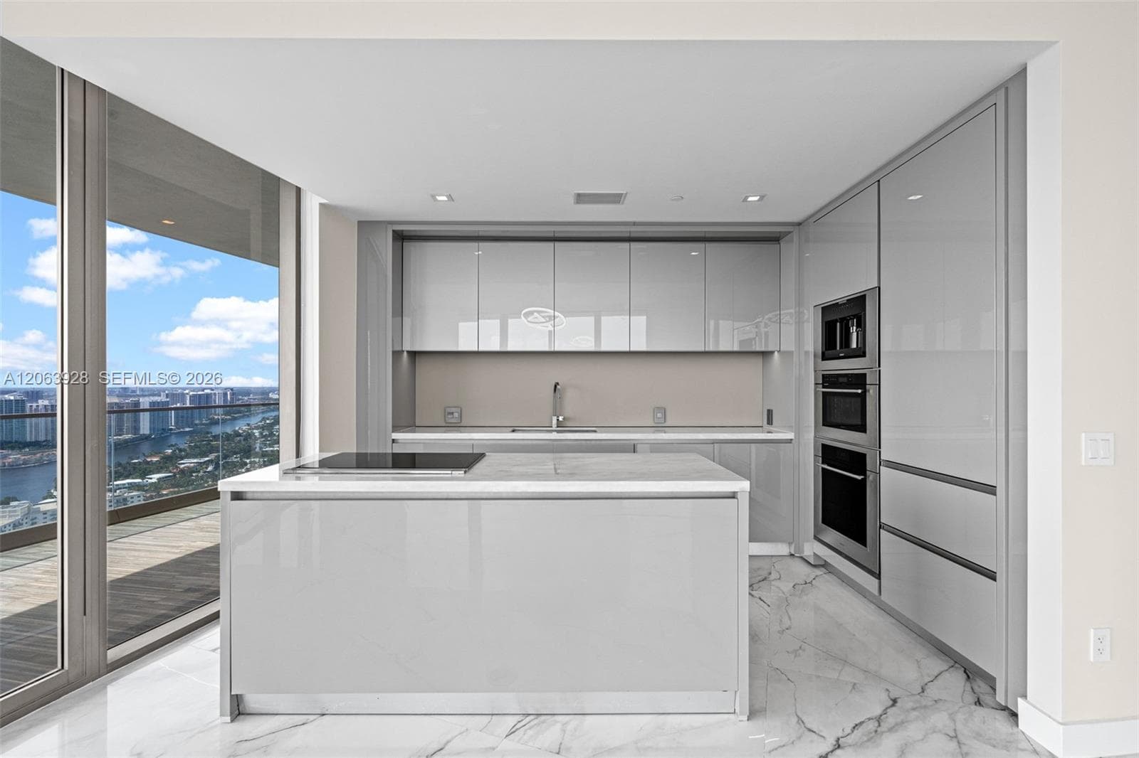 18975 Collins Ave 3605 photo 9