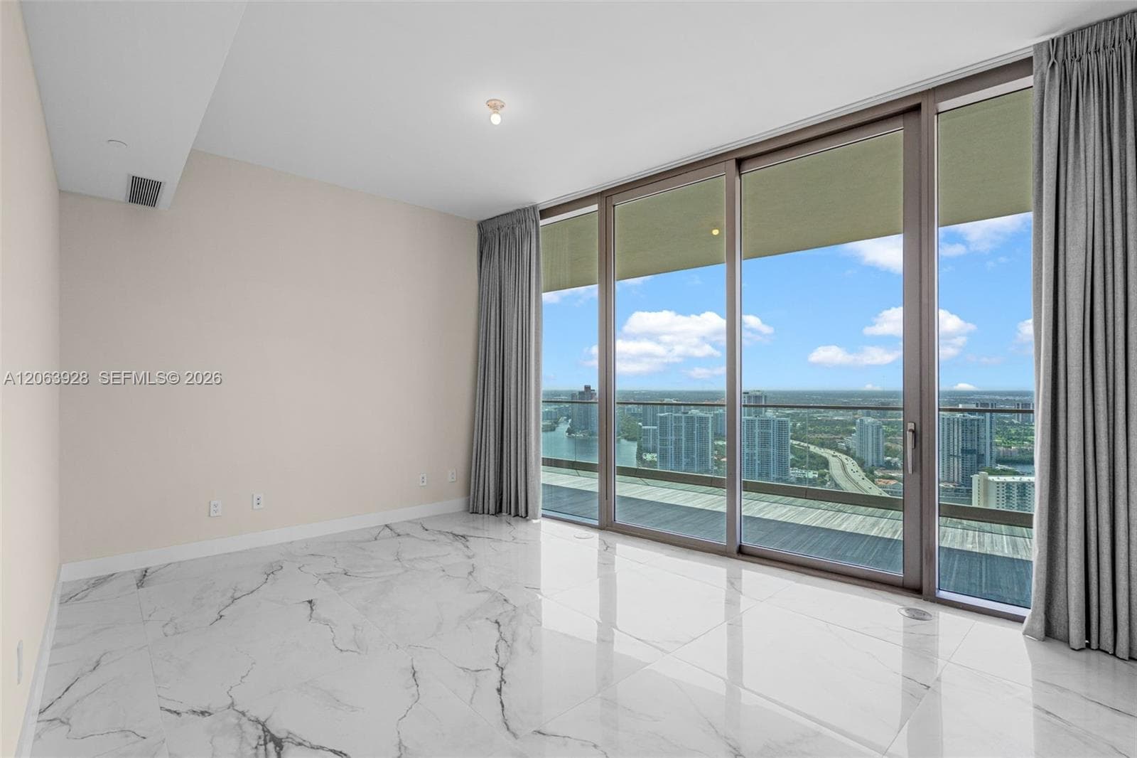 18975 Collins Ave 3605 photo 15