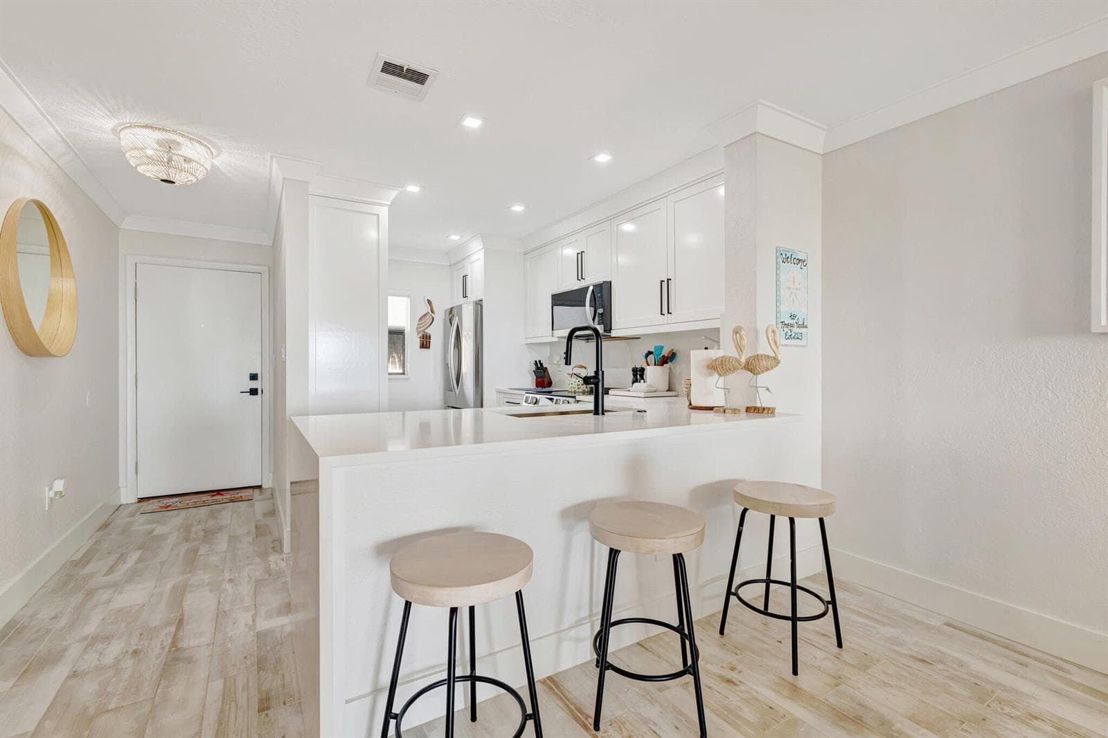 7420 S OCEAN Drive 215 photo 5