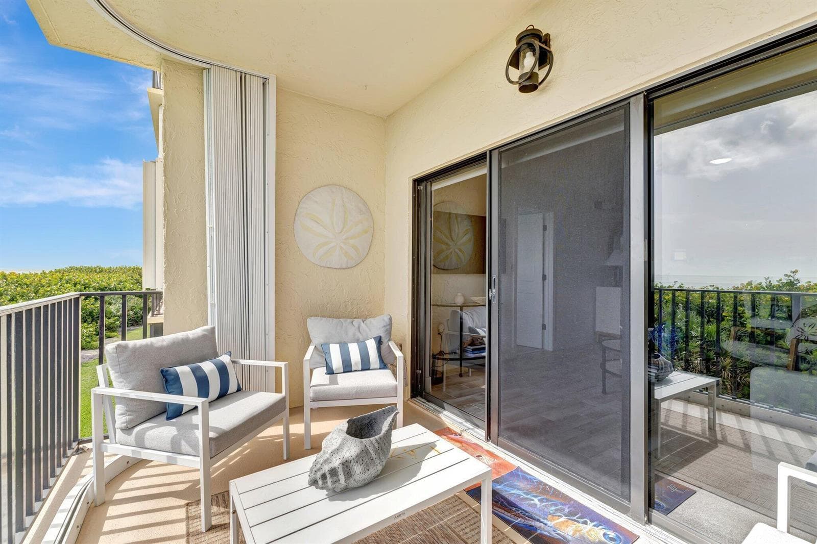 7420 S OCEAN Drive 215 photo 24