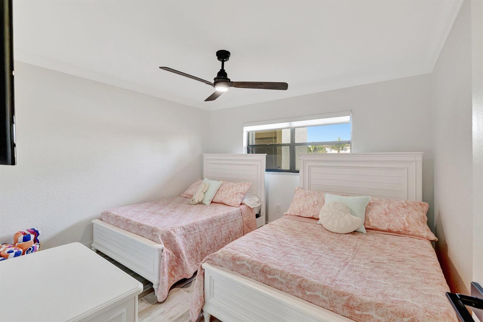 7420 S OCEAN Drive 215 photo 19