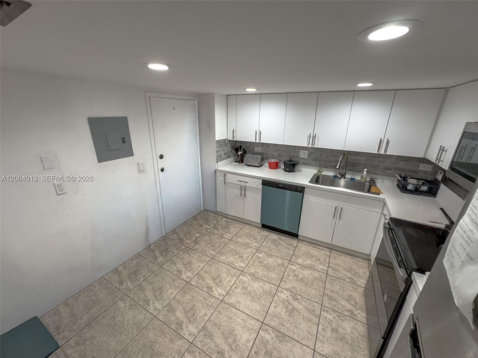 251 174th St 808 photo 6