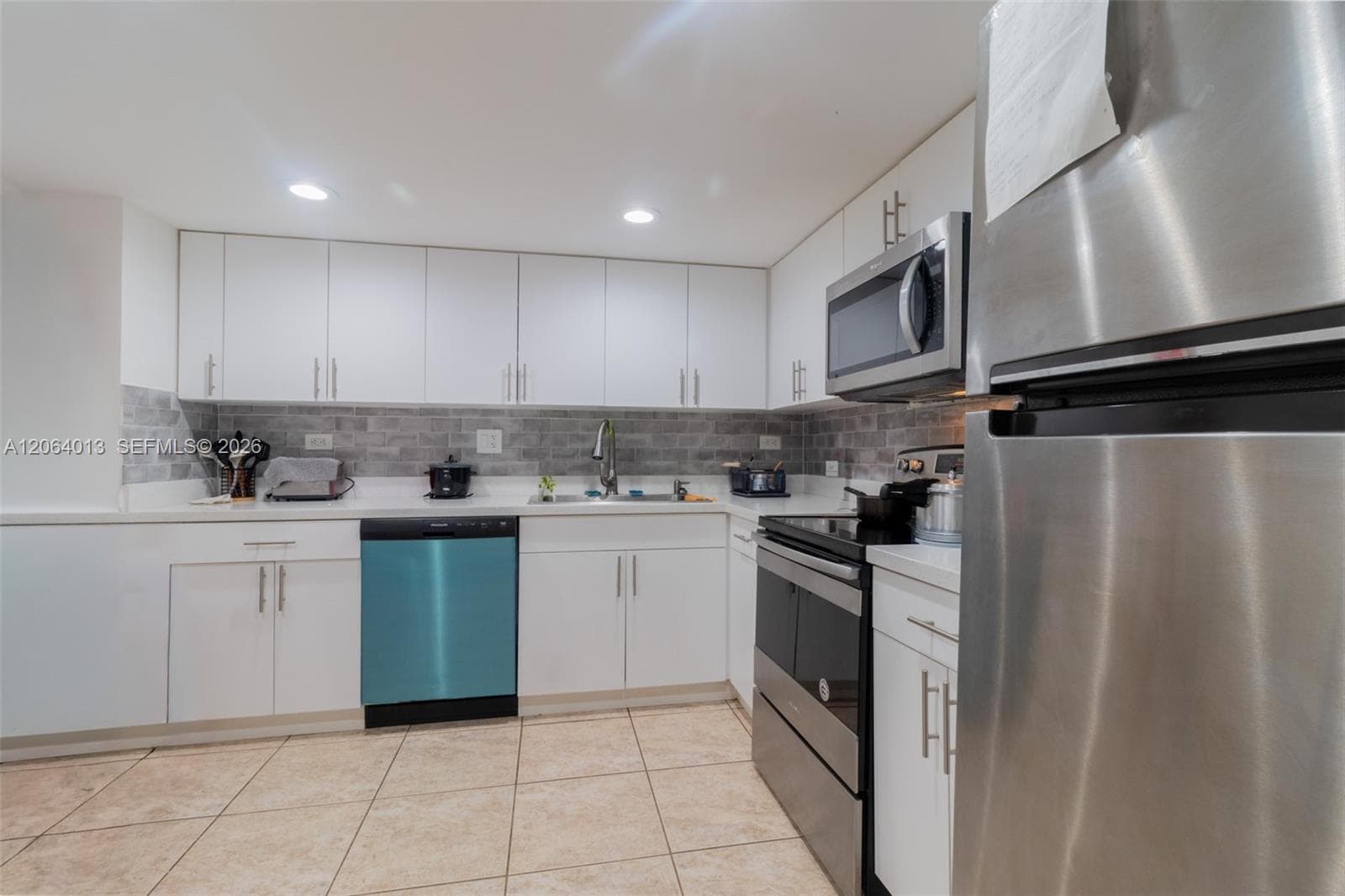251 174th St 808 photo 1