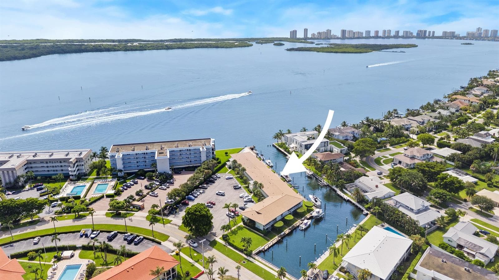 68 YACHT CLUB Drive 20 photo 22